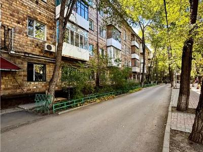 2-комнатная квартира · 40 м² · 4/4 этаж, мкр Новый Город, Ермекова — 92-квартал за 11.8 млн ₸ в Караганде, Казыбек би р-н