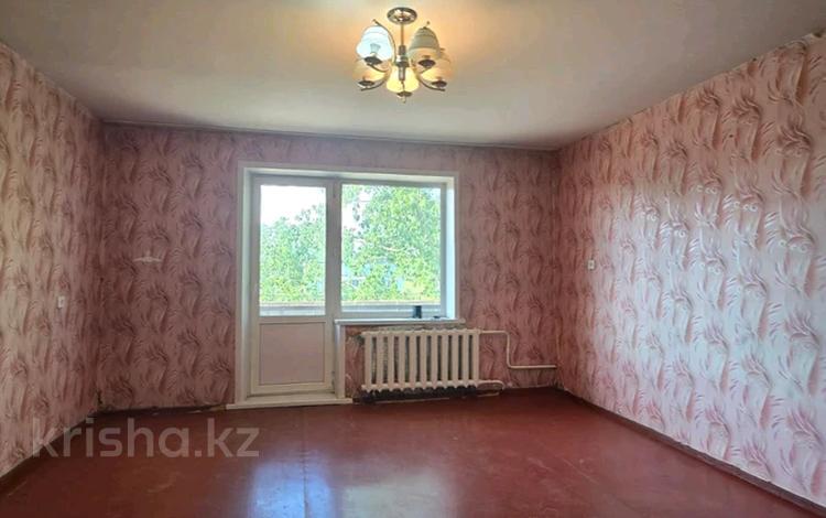 3-комнатная квартира · 68.1 м² · 5/5 этаж, Юности за 18 млн ₸ в Семее — фото 2