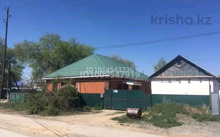 Жеке үй · 3 бөлме · 80 м² · 6 жүзд., Ударная — Пересечение улиц Луговая и Ударная, бағасы: 25 млн ₸ в Актобе, мкр Москва — фото 2