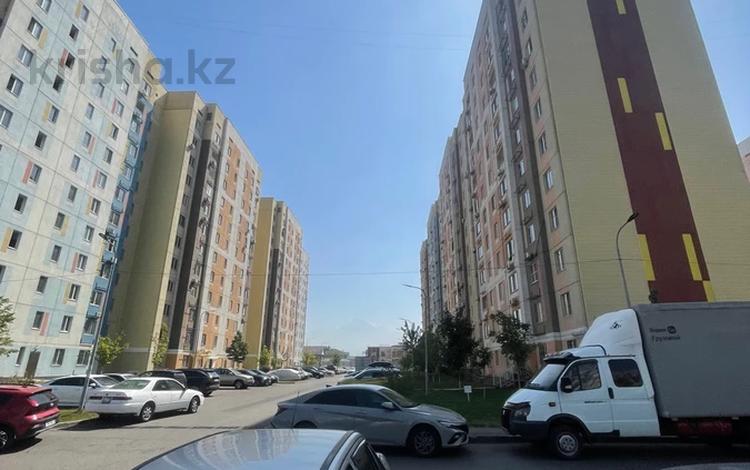 1-бөлмелі пәтер · 34.6 м² · 4/12 қабат, мкр Акбулак, 1-я улица 103 — Алматы аренаға қарама қарсы, бағасы: 28 млн ₸ в Алатауский р-н — фото 31