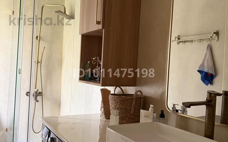 2-бөлмелі пәтер · 50 м² · 1/2 қабат, Болтирик шешен 3, бағасы: 200 000 〒 в Таразе — фото 2