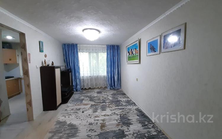 1-комнатная квартира · 32.2 м² · 1/5 этаж, пр. Металлургов за 5.6 млн ₸ в Темиртау — фото 2