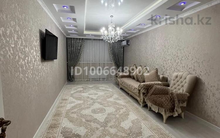 2-бөлмелі пәтер · 81.4 м² · 4/9 қабат, мкр Сары Арка, Жарбосынова 62 — Тайманова, бағасы: 41 млн ₸ в Атырау — фото 2