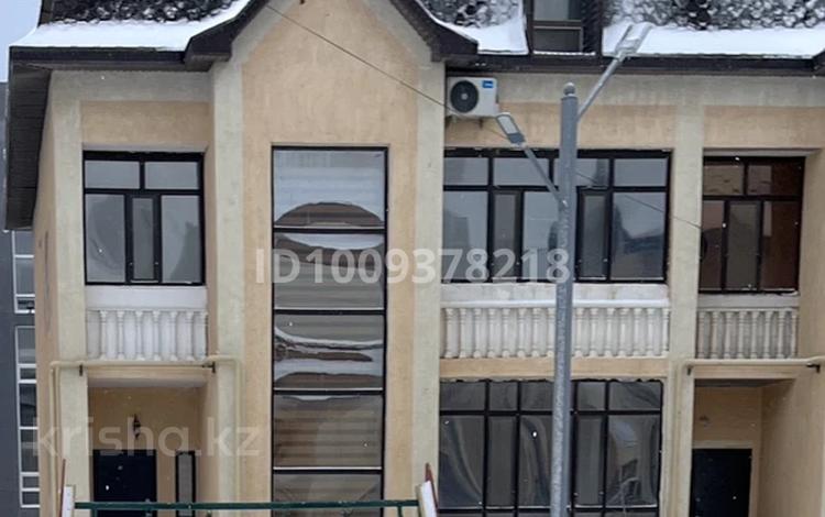 Часть дома · 12 комнат · 420 м² · 10 сот., 29а мкр 142 за 80 млн ₸ в Актау — фото 2