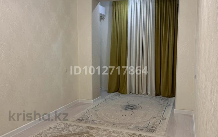 1-бөлмелі пәтер · 43 м² · 5/7 қабат, 17-й мкр 110, бағасы: 150 000 ₸ в Актау — фото 2