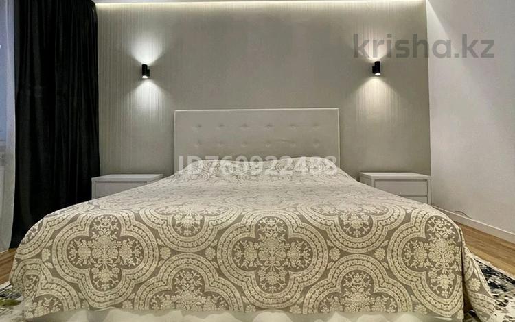 3-комнатная квартира · 103 м² · 5/6 этаж, Байтурсынова 89/5 — Рыскулова за 68 млн 〒 в Шымкенте, Аль-Фарабийский р-н — фото 2