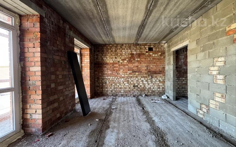 3-комнатная квартира · 68.5 м² · 5/5 этаж, Рахымжана Кошкарбаева 24 — НИШ, ЦОН, школа 2 за 23 млн ₸ в Кокшетау — фото 2