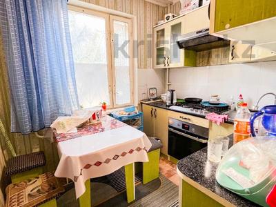 3-бөлмелі пәтер · 55 м² · 1/5 қабат, самал 4, бағасы: 16.5 млн ₸ в Талдыкоргане, мкр Самал