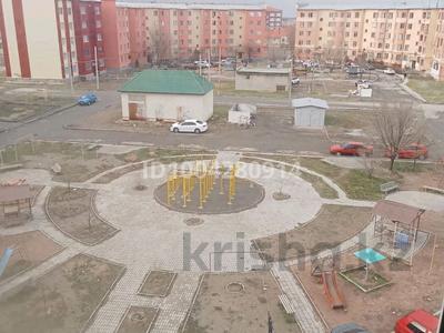 1-комнатная квартира · 40 м² · 5/5 этаж, мкр Акбулым, Мкр. Байтерек 12 — 13 микр обл дедский больниц за 80 000 〒 в Таразе
