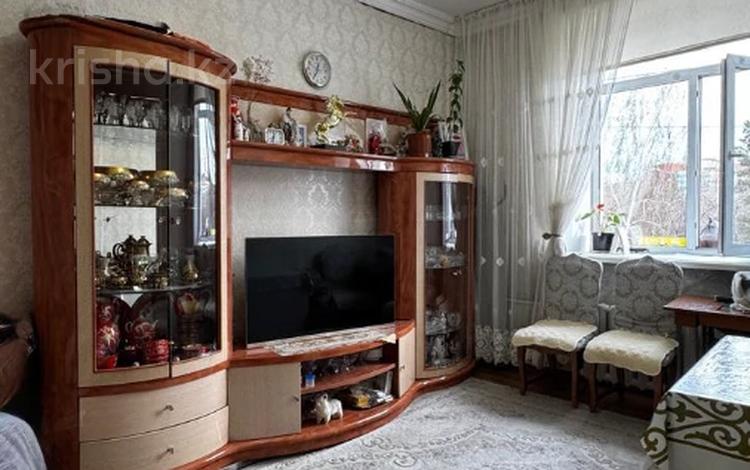 2-бөлмелі пәтер · 43 м² · 2/3 қабат, Момыш улы 35, бағасы: 20.5 млн ₸ в Семее — фото 2