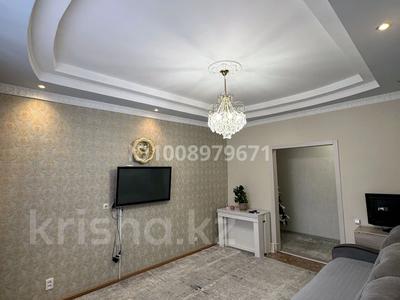 4-комнатная квартира · 90 м² · 1/10 этаж, майры 47/1 за 46 млн 〒 в Павлодаре