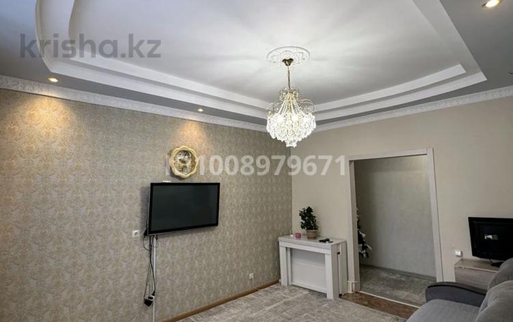 4-комнатная квартира · 90 м² · 1/10 этаж, майры 47/1 за 46 млн 〒 в Павлодаре — фото 2