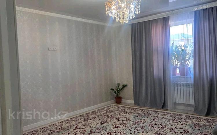 2-бөлмелі пәтер · 76 м² · 4/6 қабат, 32Б ш/а. 11, бағасы: 17 млн ₸ в Актау, 32Б мкр — фото 2