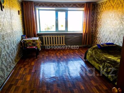 3-комнатная квартира · 62.1 м² · 3/5 этаж, мкр Фёдоровка , Орлова 113 — Автопарк 3, Берёзка. Рынок. Коопер. за 15.8 млн 〒 в Караганде, Казыбек би р-н