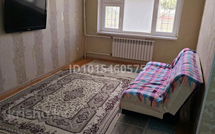 1-бөлмелі пәтер · 38 м² · 1/5 қабат, 11-ш/а. 14, бағасы: 9.5 млн ₸ в Актау, 11-й мкр — фото 2