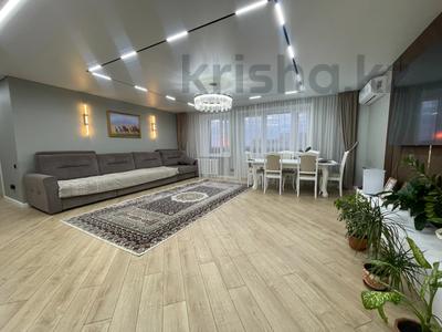 4-комнатная квартира · 158 м², Жумабаева за 93 млн 〒 в Петропавловске