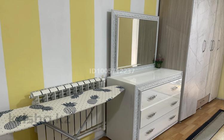 2-бөлмелі пәтер · 60 м² · 2/2 қабат, Апсеметова — Желтоксан - Сулейманова, бағасы: 45 000 ₸ в Таразе — фото 2