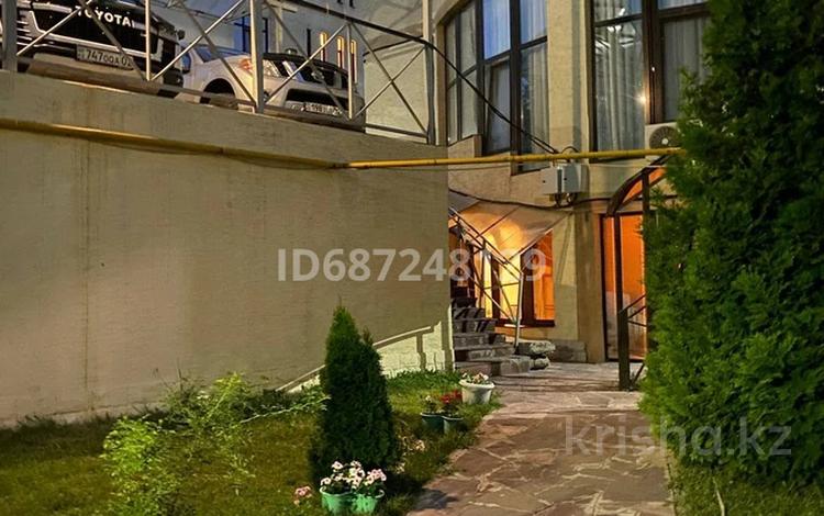 3-комнатная квартира · 87.8 м² · 2/2 этаж, мкр Ерменсай 4 за 87 млн ₸ в Алматы, Бостандыкский р-н — фото 2