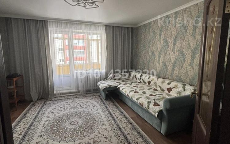 3-бөлмелі пәтер · 89 м² · 4/10 қабат, Ермекова 106А, бағасы: 33 млн ₸ в Караганде, Казыбек би р-н — фото 2