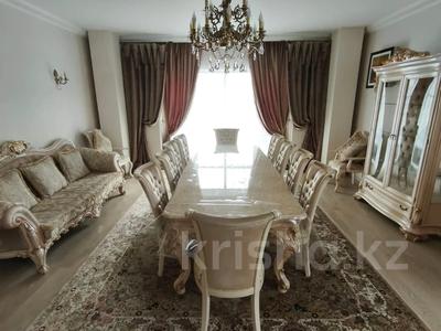 4-бөлмелі пәтер · 150 м² · 2/8 қабат, Кабанбай Батыра 13, бағасы: 950 000 ₸ в Астане, Есильский р-н