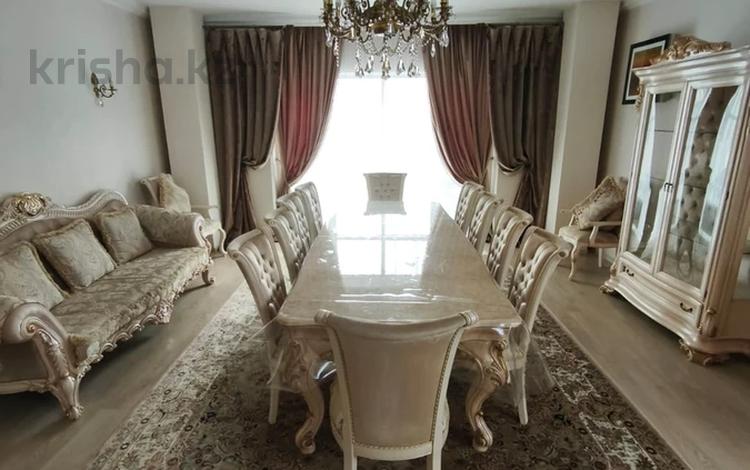 4-бөлмелі пәтер · 150 м² · 2/8 қабат, Кабанбай Батыра 13, бағасы: 950 000 ₸ в Астане, Есильский р-н — фото 2