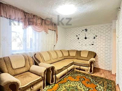 Жеке үй · 5 бөлме · 83.3 м² · 10 сот., Восточный правый 1389, бағасы: 15 млн 〒 в Семее