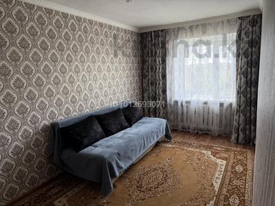 2-бөлмелі пәтер · 40 м² · 5/6 қабат, Пришахтинск, 21й микрорайон 27, бағасы: 9 млн ₸ в Караганде, Алихана Бокейханова р-н