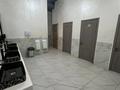 Действующий бизнес · 740 м², бағасы: 25 млн ₸ в Атырау, мкр. Алмагуль — фото 5