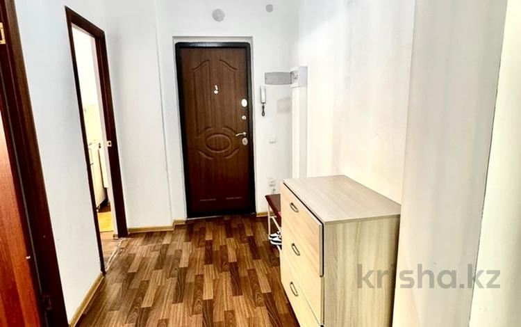 2-бөлмелі пәтер · 50 м² · 2/10 қабат, Иманова 44, бағасы: 300 000 ₸ в Астане, р-н Байконур — фото 2