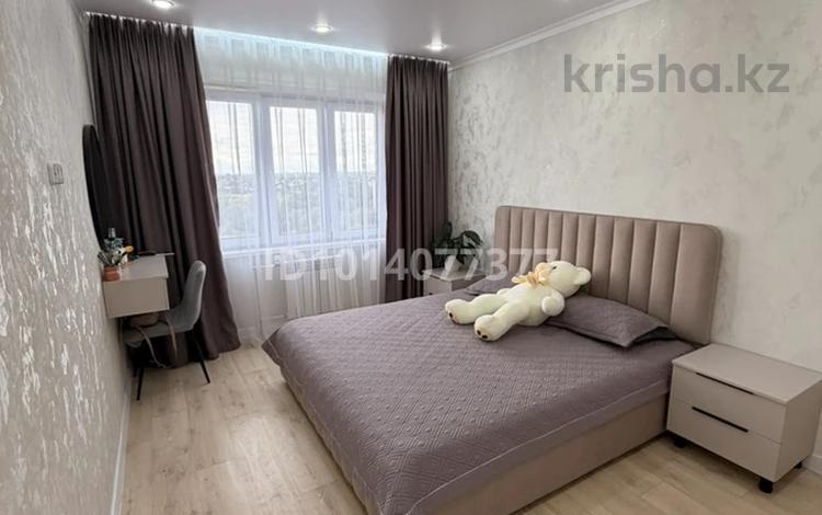 3-комнатная квартира · 83 м² · 8/9 этаж, мкр. Зачаганск пгт, Монкеулы 113 за 250 000 ₸ в Уральске — фото 2