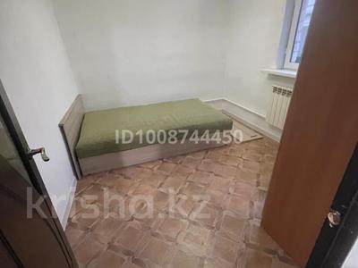 Отдельный дом · 2 комнаты · 40 м² · 5 сот., Байганина 118 за 70 000 〒 в Актобе, мкр. Курмыш