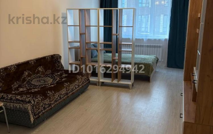 1-комнатная квартира · 52 м² · 6/25 этаж, Тауелсиздик 25 за 250 000 ₸ в Астане, Алматы р-н — фото 2