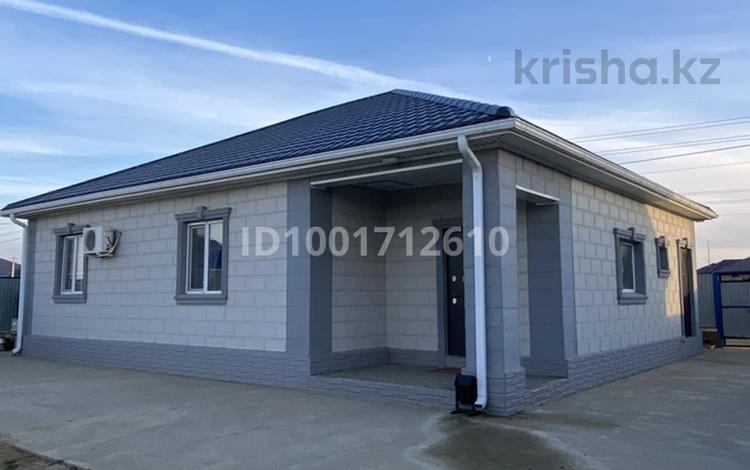 Отдельный дом · 3 комнаты · 130 м² · 8 сот., мкр Атырау-2, 16 11 — 44 школа за 35 млн 〒 в мкр	Атырау-2 — фото 19