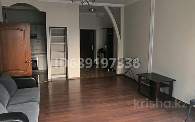 2-комнатная квартира · 68 м² · 12/16 этаж, Абая 150/230 за 400 000 ₸ в Алматы, Бостандыкский р-н — фото 10