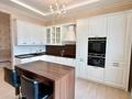 5-бөлмелі пәтер · 212.5 м² · 5/6 қабат, ул. Романтиков 27, бағасы: 139 млн ₸ в Астане, Алматы р-н