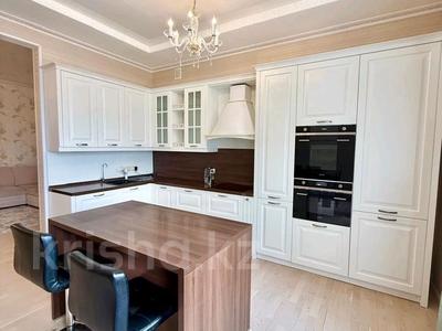 5-комнатная квартира · 212.5 м² · 5/6 этаж, ул. Романтиков 27 за 139 млн ₸ в Астане, Алматы р-н