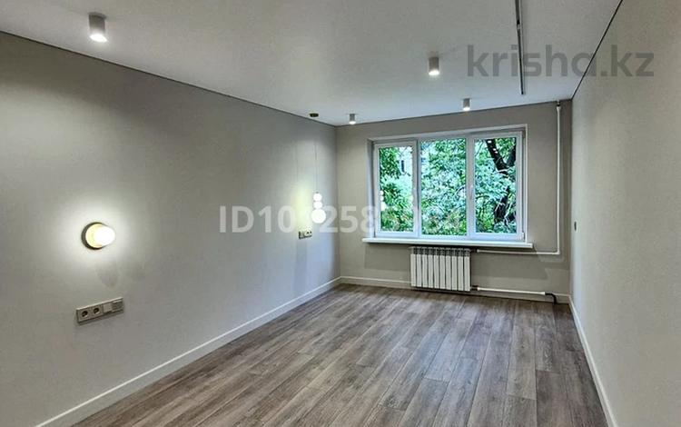 3-бөлмелі пәтер · 60 м² · 3/5 қабат, мкр Орбита-4 33, бағасы: 62 млн ₸ в Алматы, Бостандыкский р-н — фото 3