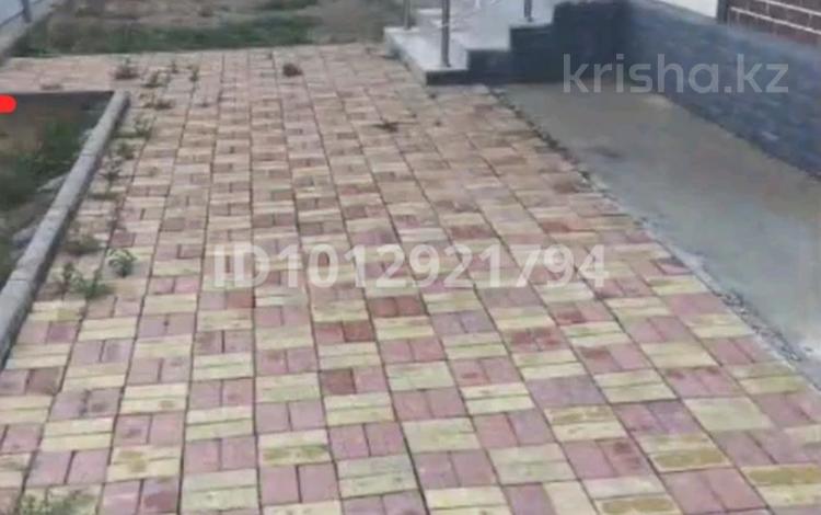Отдельный дом · 4 комнаты · 100 м² · 10 сот., Болашақ 31 — После остановки налево за 22 млн ₸ в Кульсары — фото 12