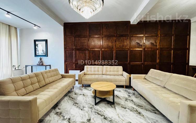 3-комнатная квартира · 140 м² · 5/5 этаж, мкр Ерменсай, Ушкемпирова 42 за 850 000 ₸ в Алматы, Бостандыкский р-н — фото 2