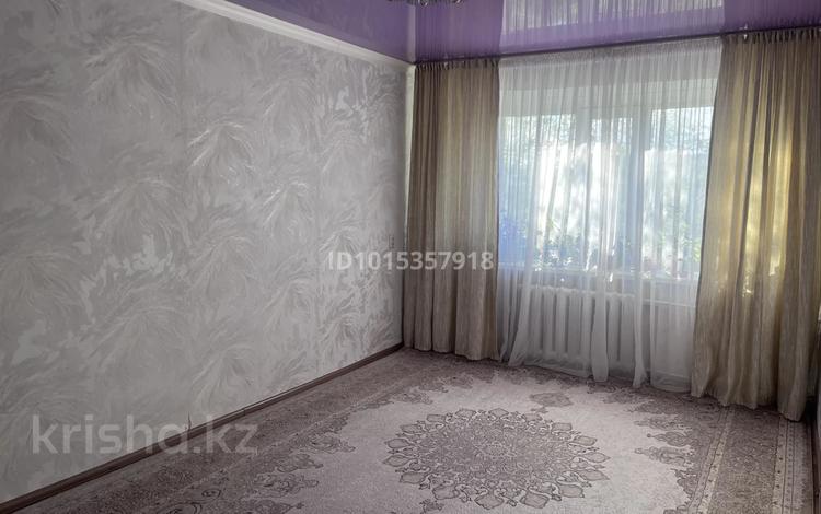 2-бөлмелі пәтер · 42.5 м² · 2/5 қабат, Карламакс 16, бағасы: 6 млн ₸ в Шахтинске — фото 2