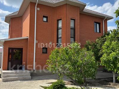 Жеке үй · 5 бөлме · 170 м² · 10 сот., мкр Жеруйык, Асылбек Аубекеров, бағасы: 127 млн ₸ в Атырау
