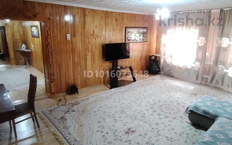 4-комнатная квартира · 120 м², Молдагалиева 1в за 350 000 ₸ в Семее — фото 2