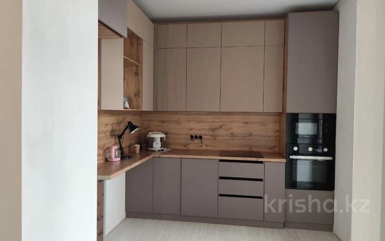3-комнатная квартира · 80 м², Толе би 25 за 350 000 ₸ в Астане, Нура р-н — фото 2