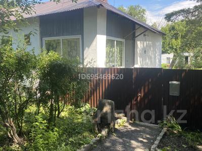 Отдельный дом · 3 комнаты · 80 м² · 4.5 сот., Победы 100 — Парк за 14 млн ₸ в Караганде, Алихана Бокейханова р-н