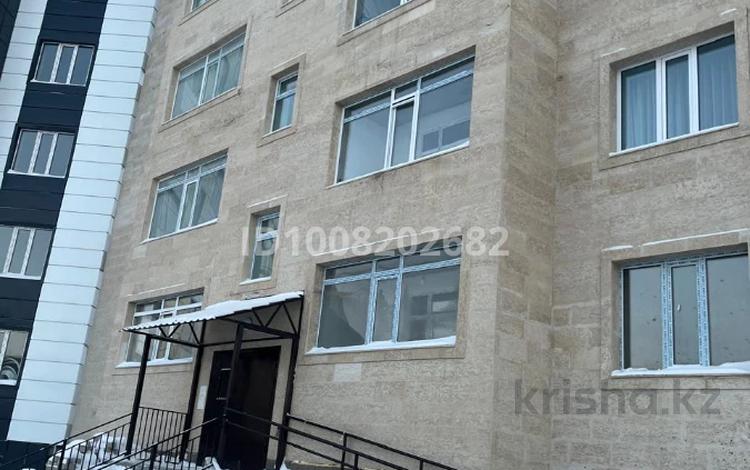 2-бөлмелі пәтер · 65 м² · 5/6 қабат, Майкудук, мкр Голубые пруды ​Голубые пруды микрорайон, участок 3/2 блок 2, бағасы: 22 млн ₸ в Караганде, Алихана Бокейханова р-н — фото 4