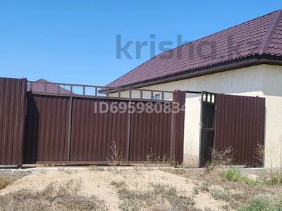 Отдельный дом · 2 комнаты · 90 м² · 9 сот., мкр Самал, 3 за 26.5 млн ₸ в Атырау