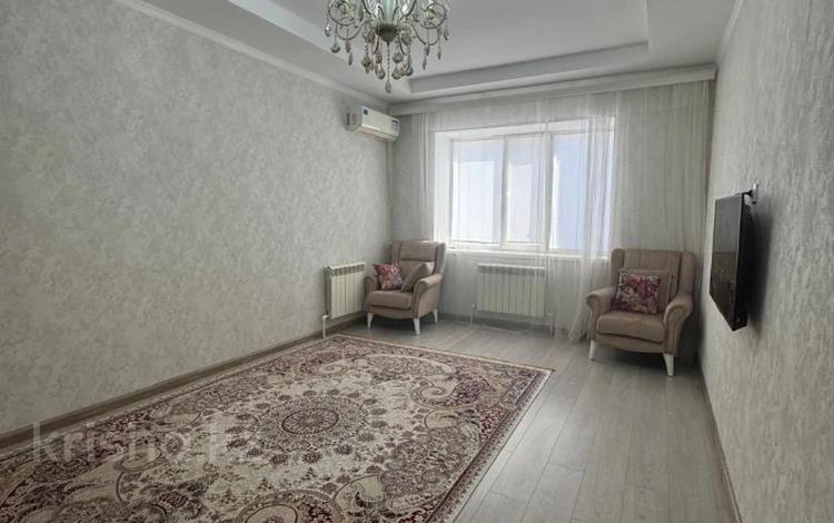 2-комнатная квартира · 79.9 м² · 3/5 этаж, проспект А Молдагуловой 56д/1 за 26.5 млн ₸ в Актобе — фото 2