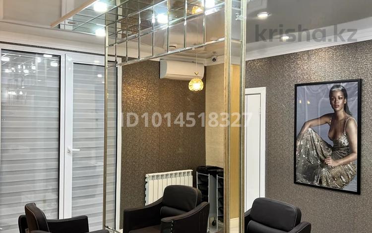 Салоны красоты · 160 м² за 38 млн ₸ в Актау, 16-й мкр  — фото 2