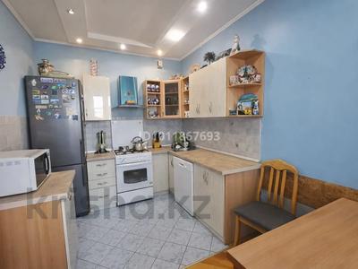 3-бөлмелі пәтер · 64.5 м² · 5/5 қабат, ул. Евгения Брусиловского 66 — Тастак, бағасы: 37 млн ₸ в Алматы, Алмалинский р-н