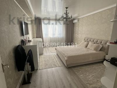 3-комнатная квартира · 94 м² · 11/12 этаж, Толе би 273/5 за 55 млн ₸ в Алматы, Алмалинский р-н